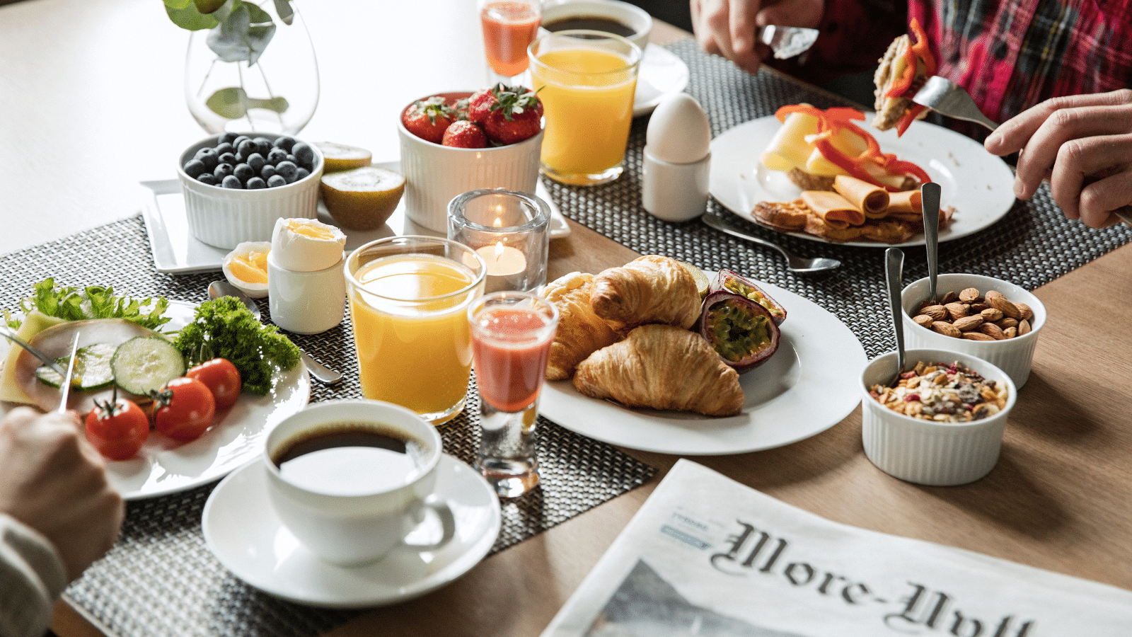 Frokost på Villa Vågå Hotell med ferske, lokale råvarer.