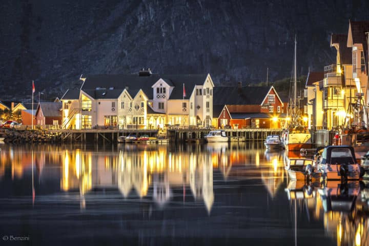 Modern villa by the waterfront surrounded by stunning northern Norwegian nature, Henningsvær.